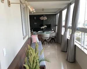 Apartamento assinado por arquiteto no Tubalina — miniatura 1