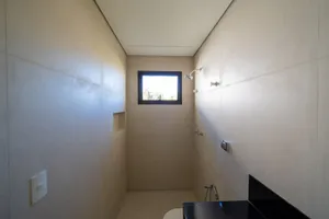 Sobrado de alto padrão com piscina aquecida e home cinema — miniatura 32
