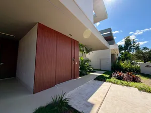 Casa de arquitetura contemporânea com piscina e spa em condomínio fechado — miniatura 32