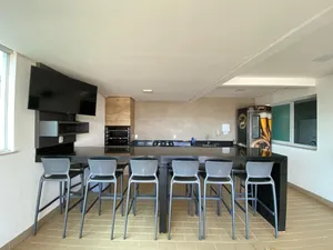 Apartamento de alto padrão com vista para o Praia Clube — miniatura 33