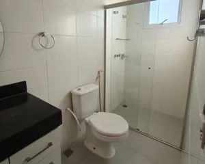 Casa nova de 4 quartos com jardim amplo em condomínio fechado — miniatura 34