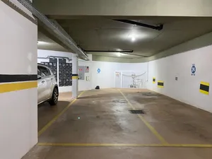 Apartamento de alto padrão com vista para o Praia Clube — miniatura 35