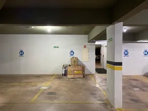 Apartamento de alto padrão com vista para o Praia Clube — miniatura 36