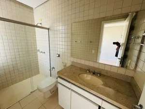 Sobrado de esquina com piscina e ofurô, 6 vagas, em condomínio de alto padrão — miniatura 38