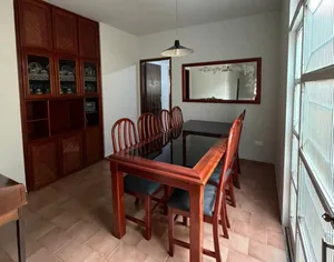 Casa térrea de esquina no Vigilato Pereira — miniatura 5