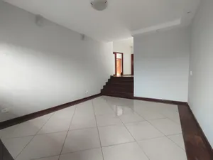 Sobrado de alto padrão com piscina no Vigilato Pereira — miniatura 5