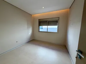 Casa de arquitetura contemporânea com piscina e spa em condomínio fechado — miniatura 41