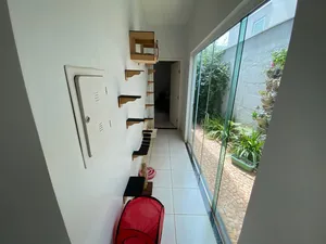Casa de 3 suítes com piscina e spa em condomínio fechado — miniatura 6