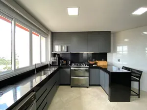 Apartamento de alto padrão com vista para o Praia Clube — miniatura 5