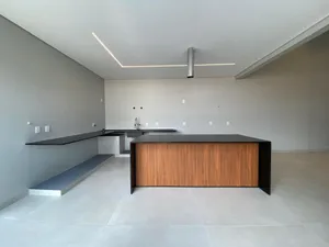 Casa automatizada de 3 suítes com piscina aquecida em condomínio fechado — miniatura 5