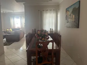 Casa térrea de 3 suítes com amplo quintal no Cidade Jardim — miniatura 5