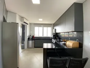 Apartamento de alto padrão com vista para o Praia Clube — miniatura 6