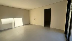 Casa térrea de 4 suítes com piscina aquecida em condomínio fechado — miniatura 7