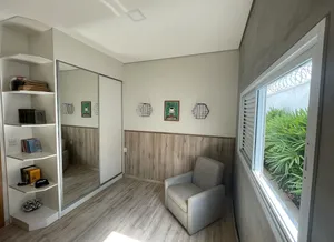 Casa térrea de 3 suítes com piscina no Jardim Sul — miniatura 8