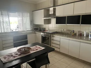 Casa térrea de 3 suítes com amplo quintal no Cidade Jardim — miniatura 7