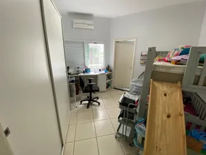 Casa de 3 suítes com piscina e spa em condomínio fechado — miniatura 9