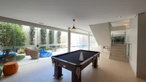 Casa de 4 suítes com home cine e piscina aquecida em condomínio fechado — miniatura 8