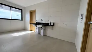 Apartamento de 225 m² com 4 suítes e varanda gourmet no Vinhedos — miniatura 8