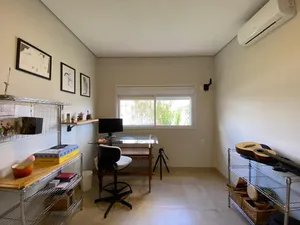 Casa térrea com home office e cozinha gourmet em condomínio de alto padrão — miniatura 8