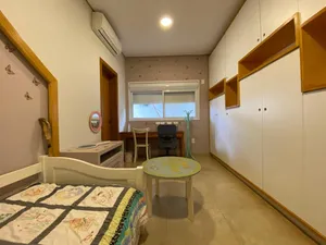 Casa térrea com home office e cozinha gourmet em condomínio de alto padrão — miniatura 9