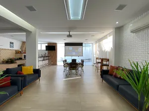 Sobrado de 4 suítes com piscina aquecida e home cinema em condomínio de alto padrão — miniatura 10