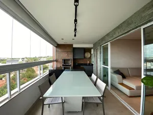 Apartamento de alto padrão com vista para o Praia Clube — miniatura 9